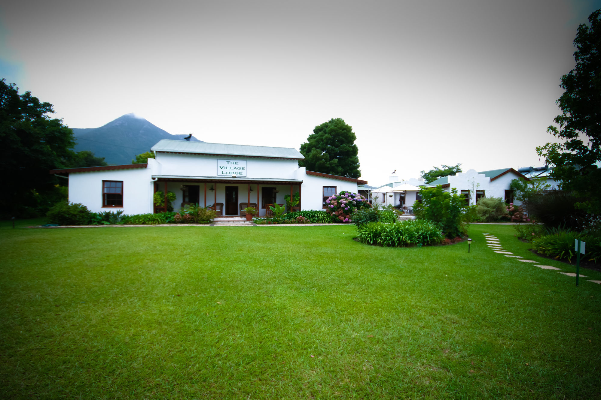 The Village Lodge Stormsrivier Exterior foto