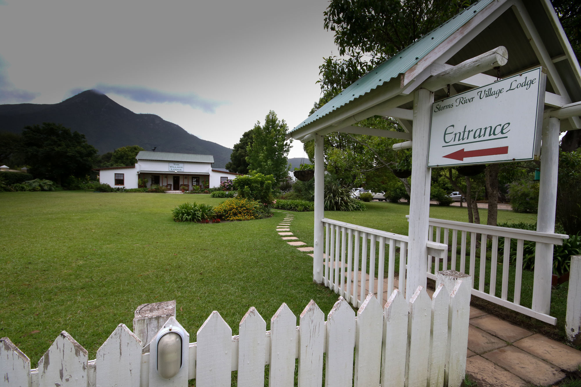 The Village Lodge Stormsrivier Exterior foto